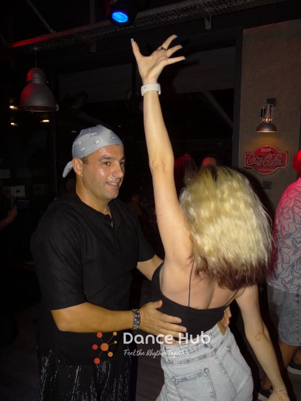 DANCEHUB-003960.jpg
