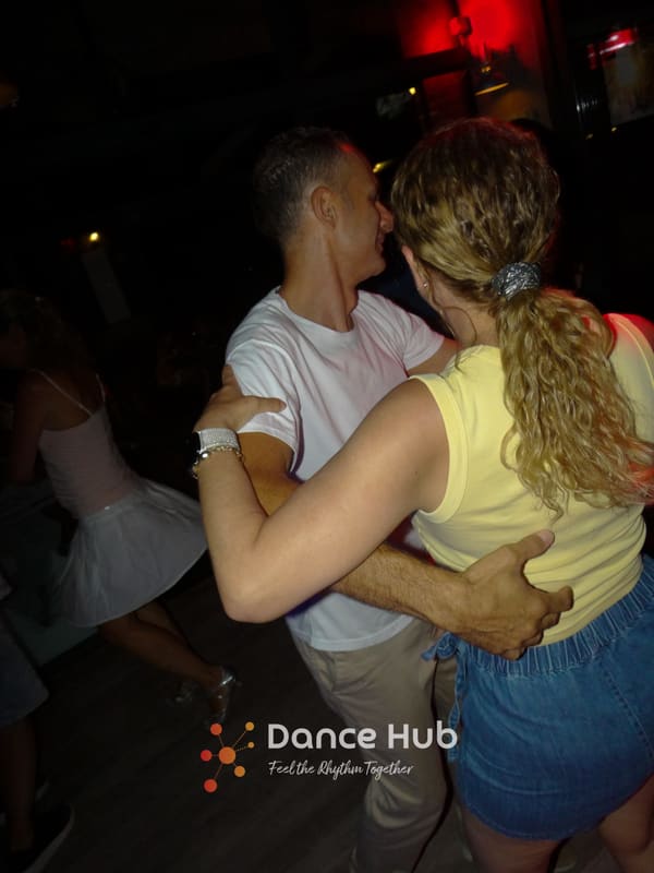 DANCEHUB-003962.jpg