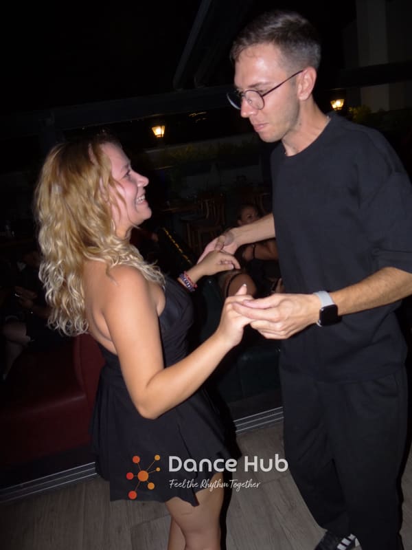 DANCEHUB-003964.jpg
