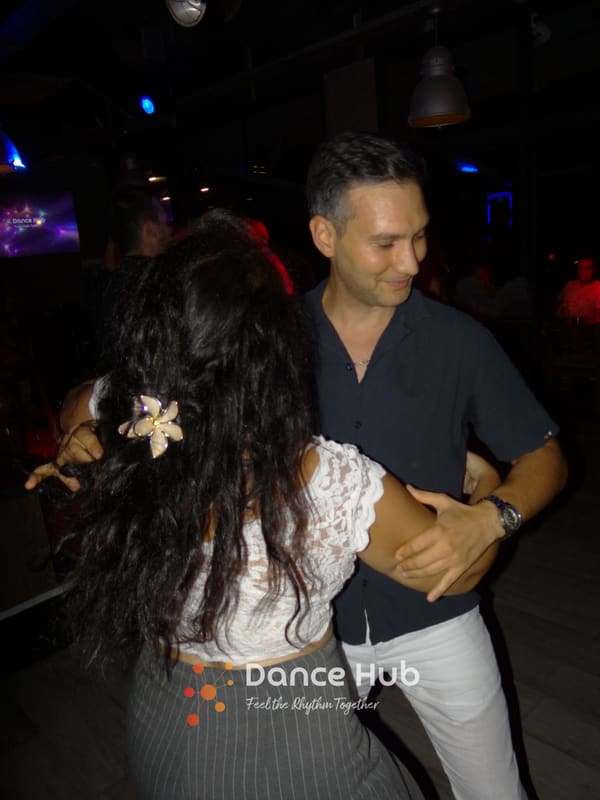 DANCEHUB-003971.jpg