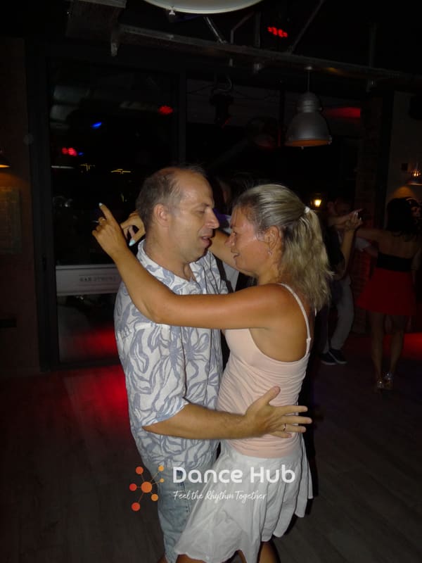 DANCEHUB-003975.jpg