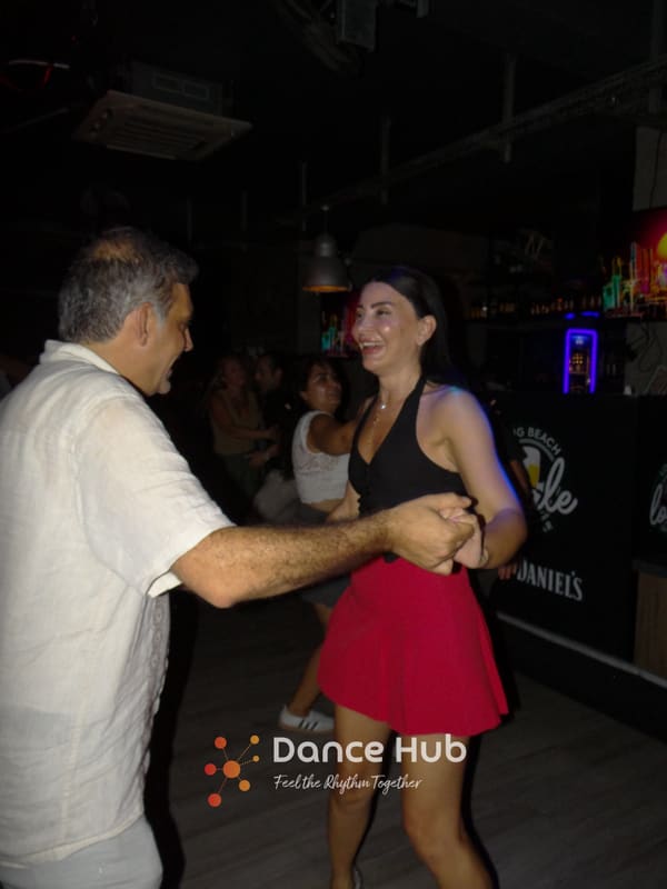 DANCEHUB-003980.jpg