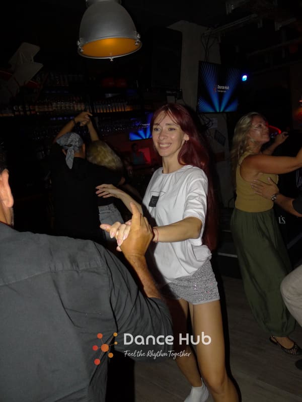 DANCEHUB-003986.jpg