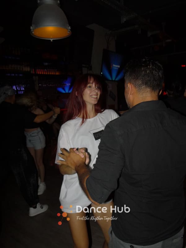 DANCEHUB-003987.jpg