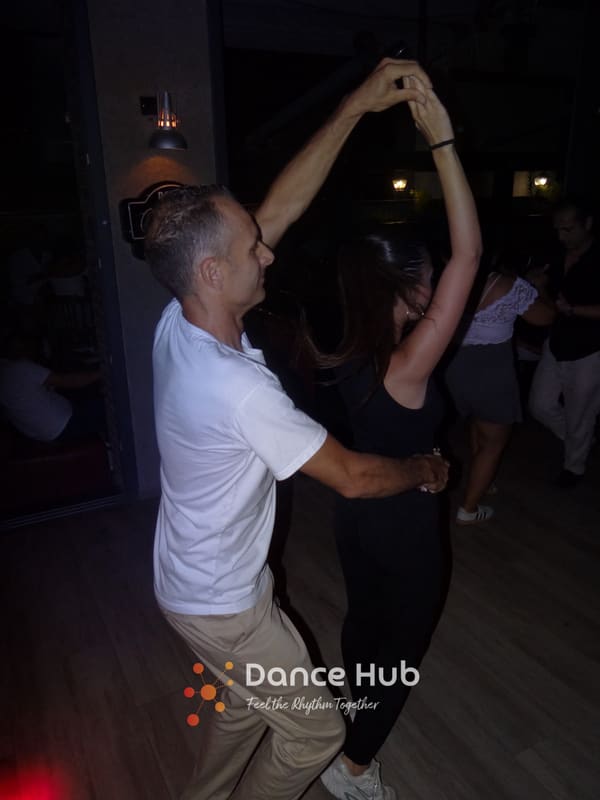 DANCEHUB-003993.jpg