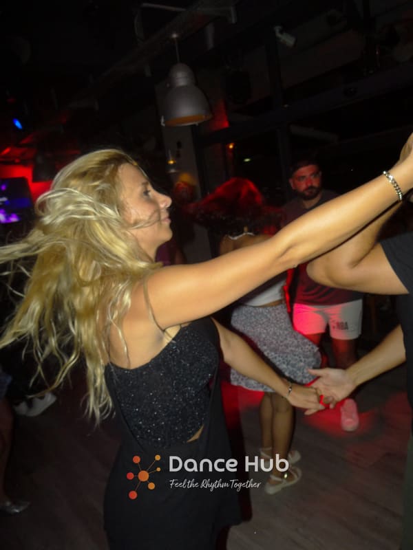 DANCEHUB-004013.jpg