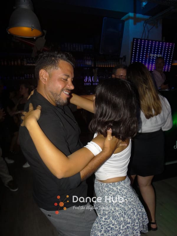 DANCEHUB-004031.jpg