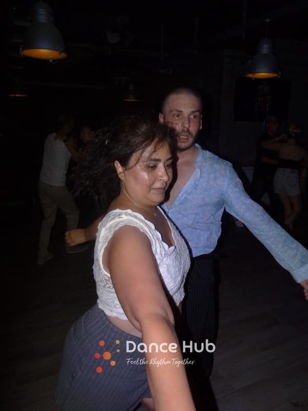 DANCEHUB-004045.jpg