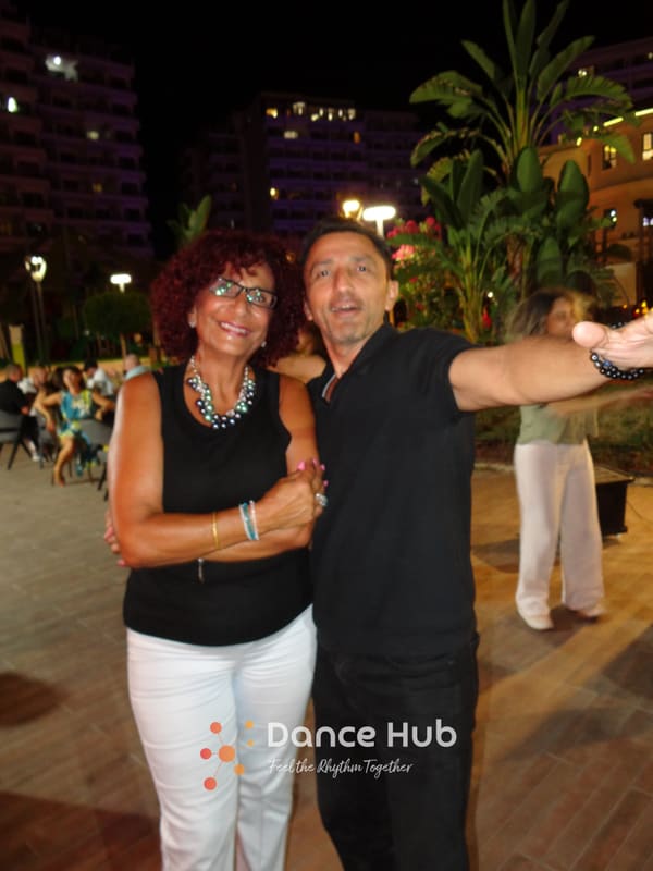 DANCEHUB-002514.jpg