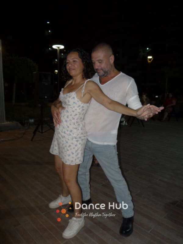 DANCEHUB-002519.jpg