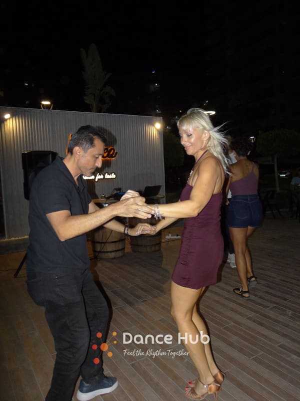 DANCEHUB-002522.jpg