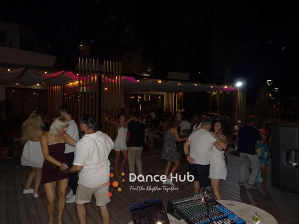 DANCEHUB-002528.jpg