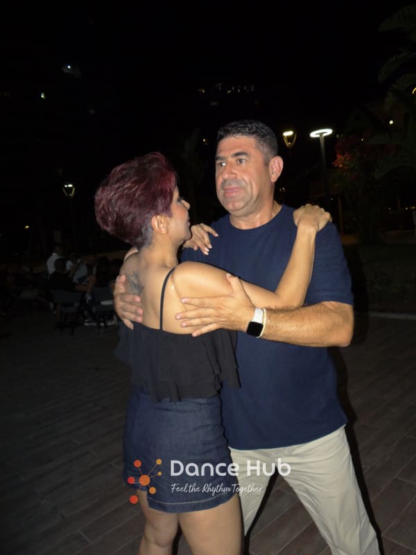 DANCEHUB-002537.jpg