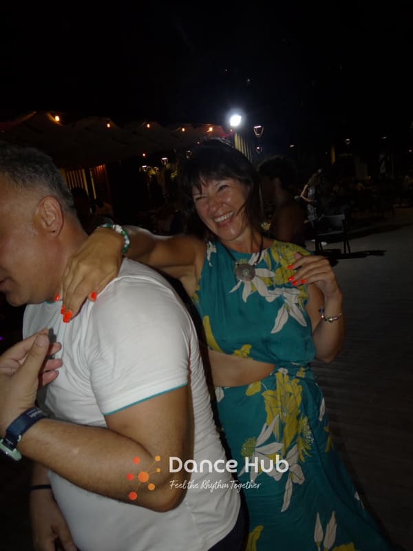 DANCEHUB-002544.jpg