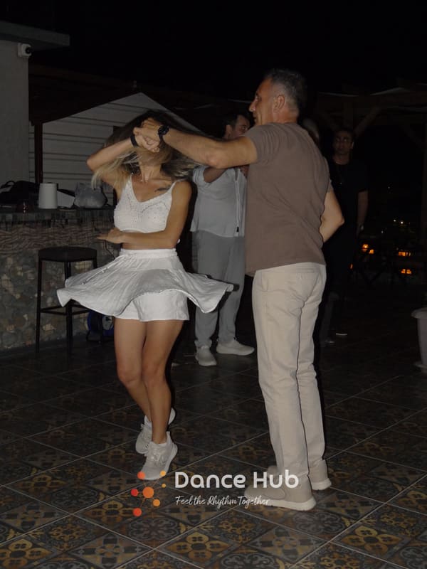 DANCEHUB-001221.jpg