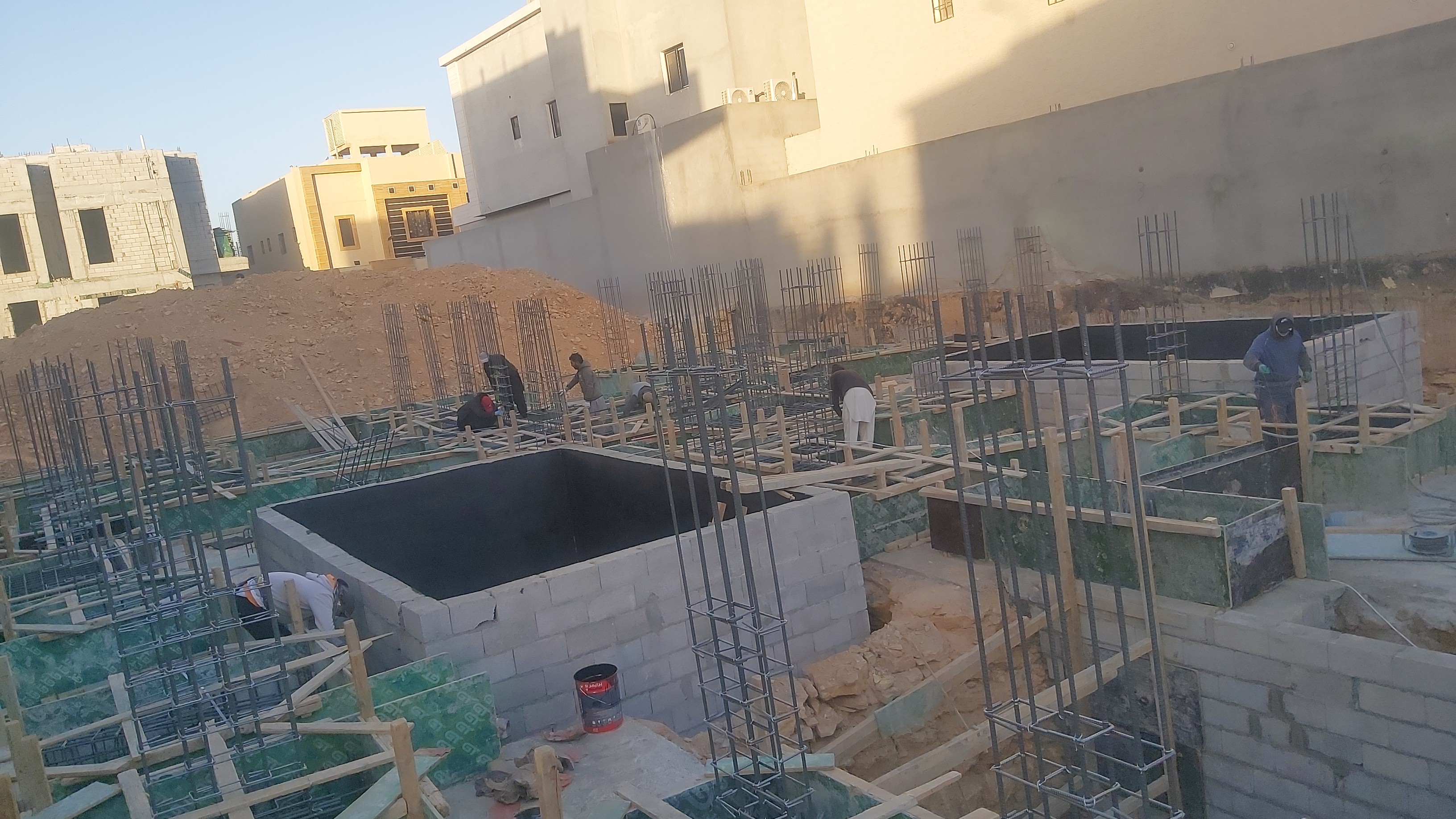 مقاولات 