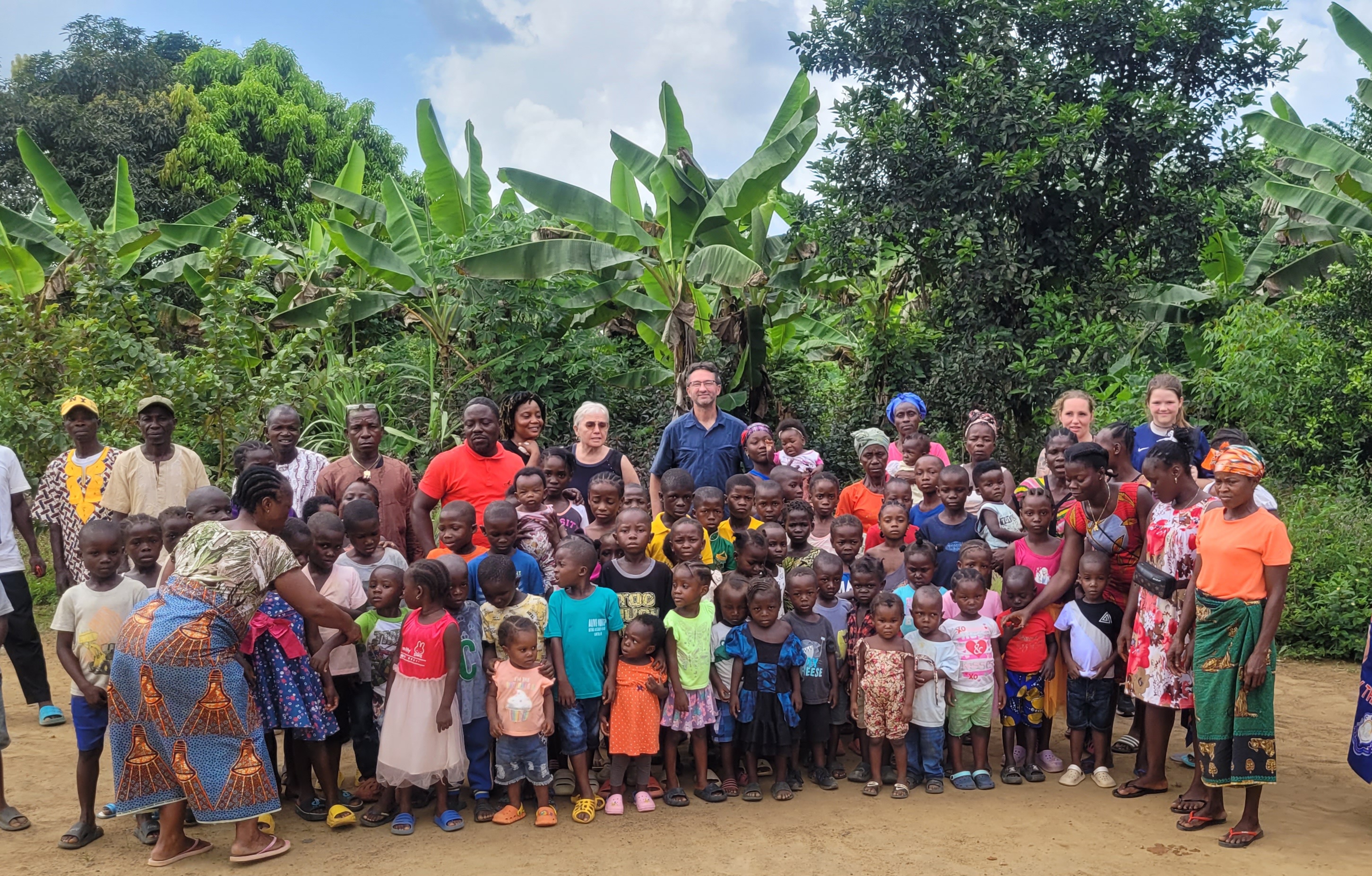 Meeting the community at James Henry village.
Its her we built the school for the children
