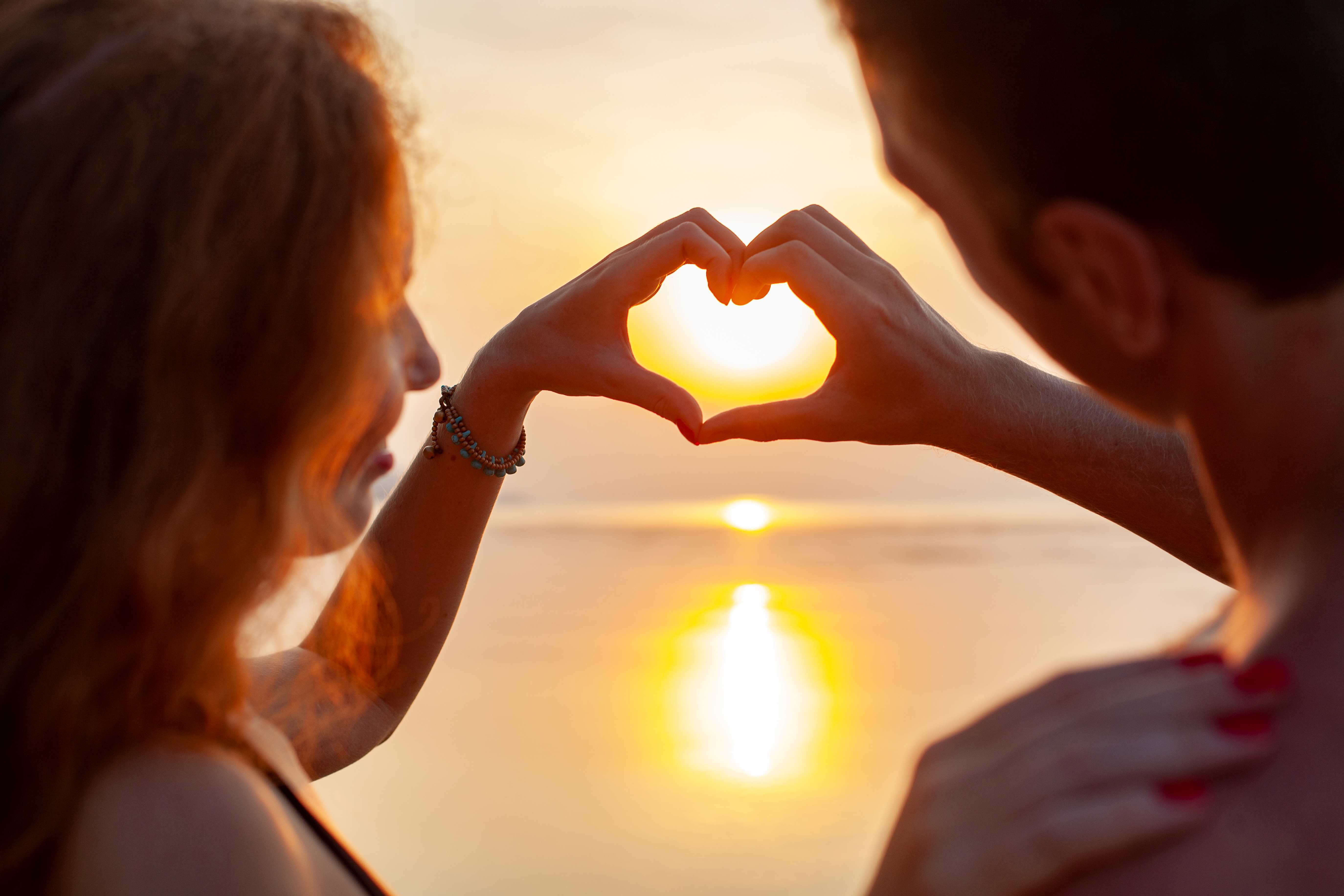 Astrology and Relationships: How Each Sign Likes to Flirt