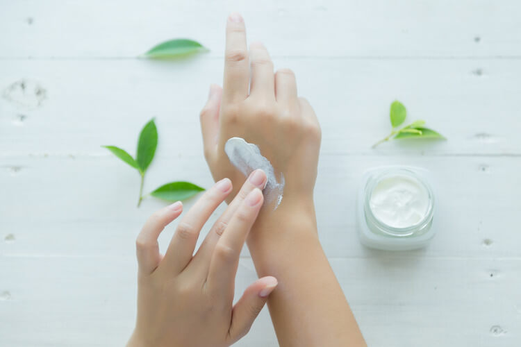 Cosmic Beauty Routines: Skincare According to Your Sun Sign