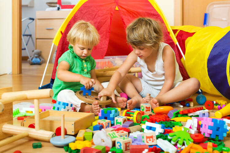 Astrological Insights into Family Dynamics: Sibling Relationships by Sign