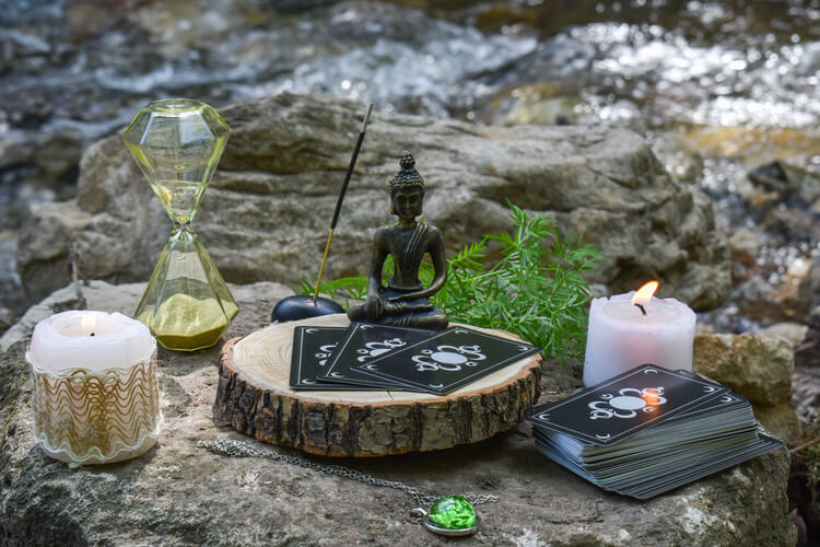 Astrology and Rituals: Enhancing Your Daily Practices with Cosmic Awareness