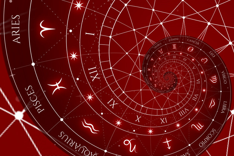 Astrology and Tarot: How to Combine Both for Deeper Insights