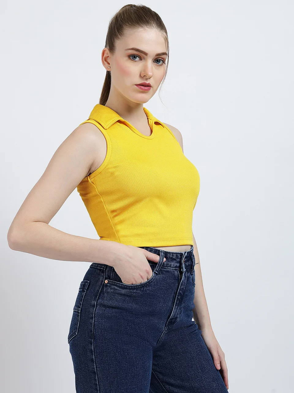 Women’s Sleeveless Collared Crop Top - View 3