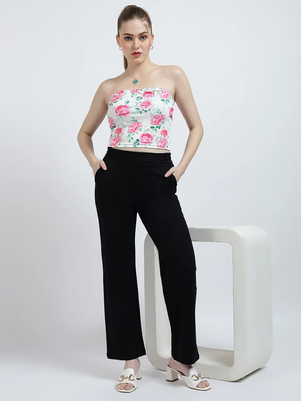 Women’s Floral Printed Strapless Tube Top - View 5