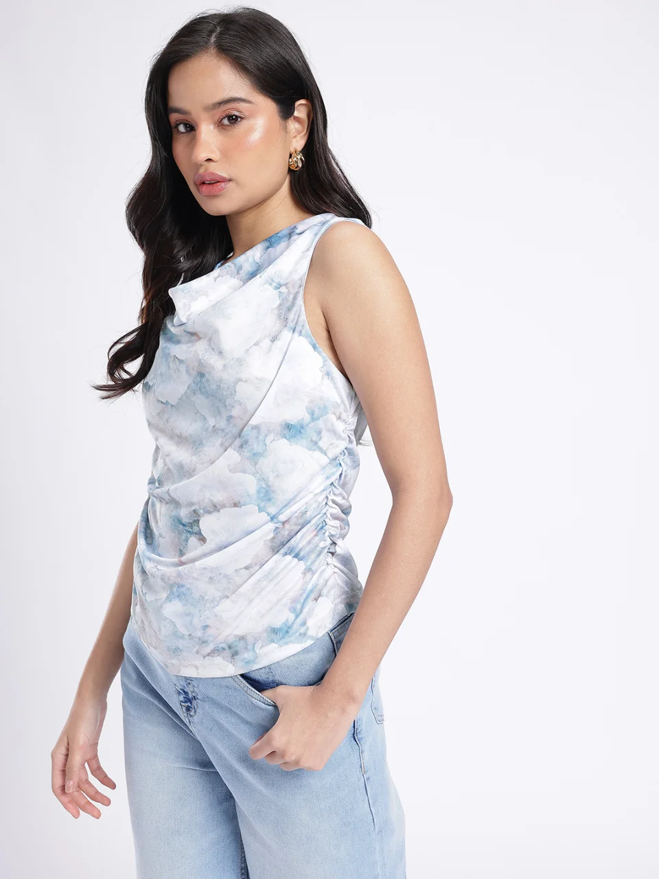 Women Floral Printed Cowl Neck Sleeveless Top - View 4