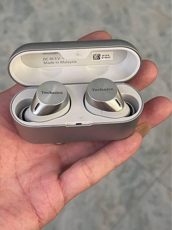 Technics az60 earphones 1