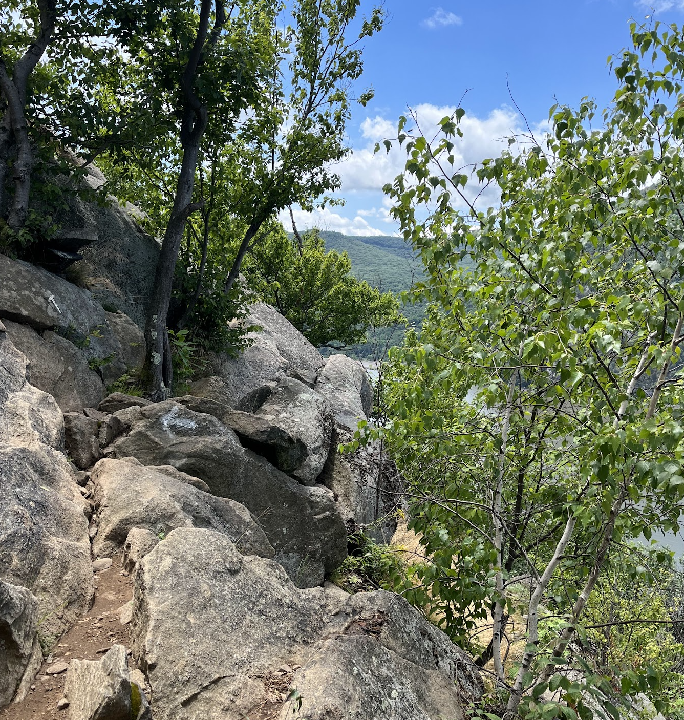 Breakneck Ridge Trail