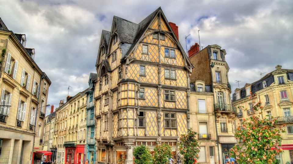Place Sainte-Croix