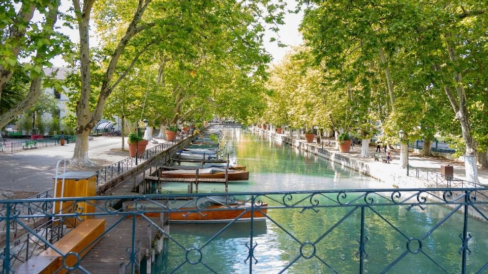 Pont des Amours y canales