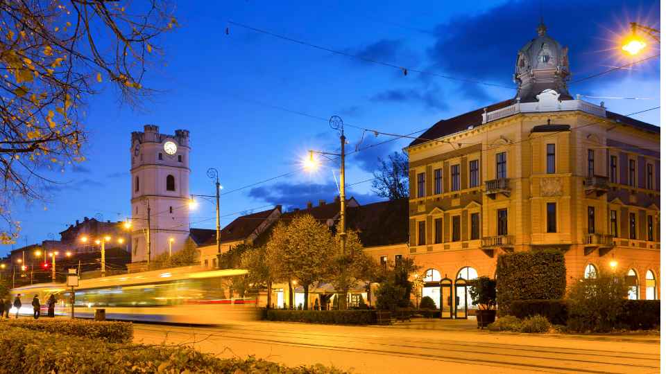 Rua Piac e Csonkatemplom
