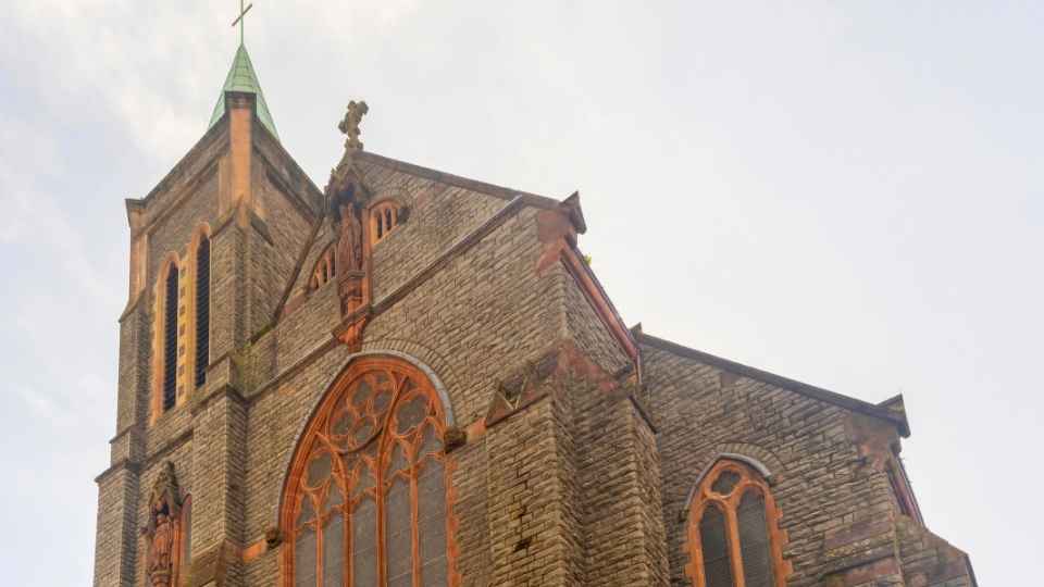 Cattedrale di San Davide a Cardiff e Cornerstone