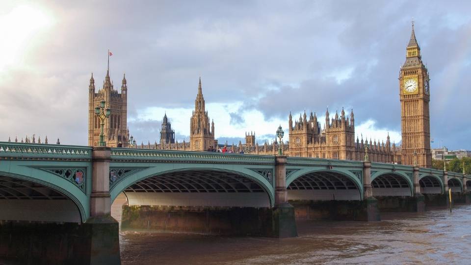 Puente de Westminster y London Eye