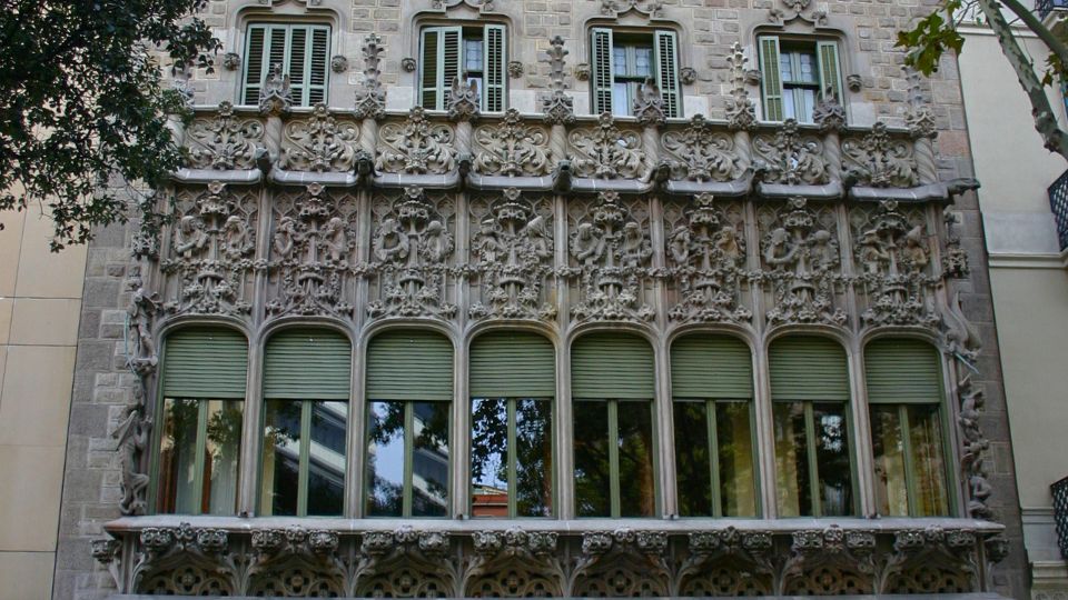Baron de Quadras Palace