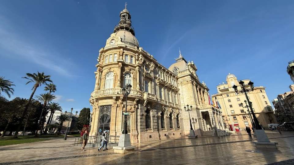 Punto de inicio – Plaza del Ayuntamiento