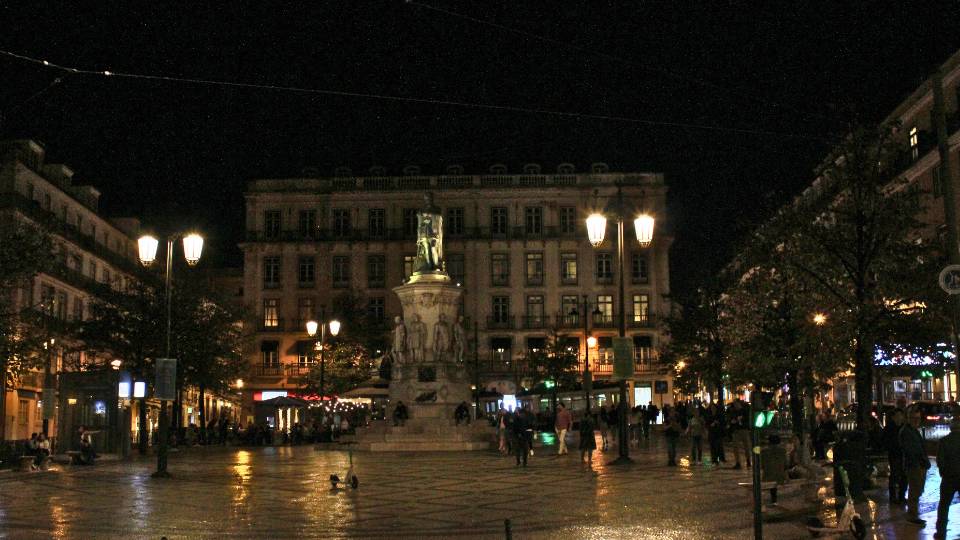 Plaza Luís de Camões 