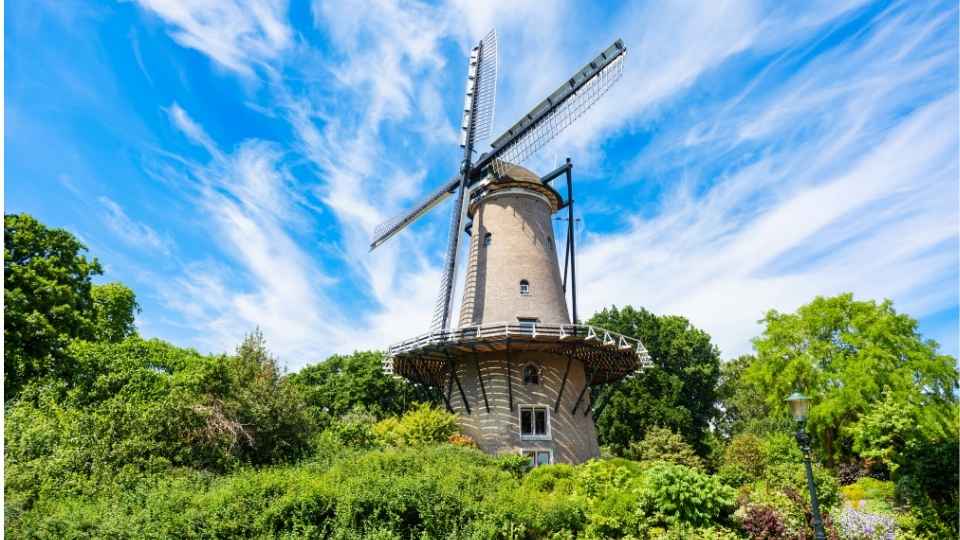 Molen De Groot (historic windmill)