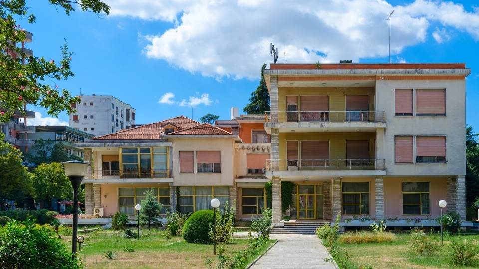 Blloku y la residencia de Enver Hoxhas