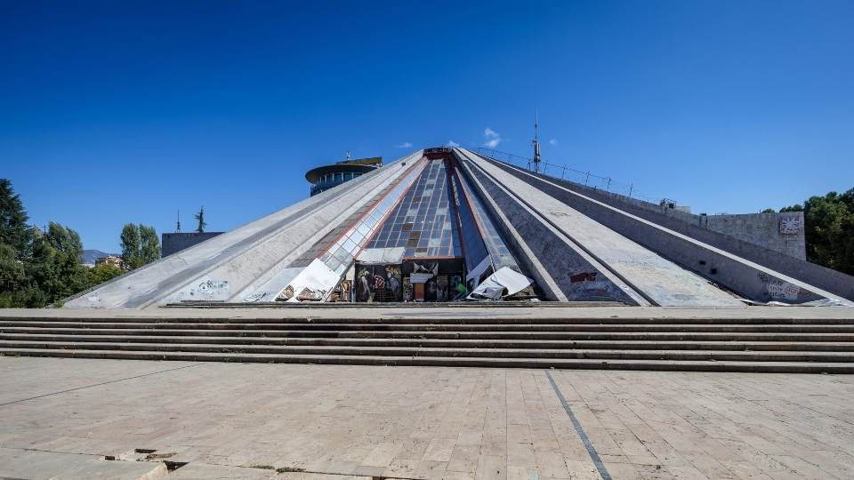 Pirámide de Tirana