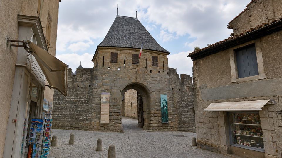 Castillo Condal y murallas