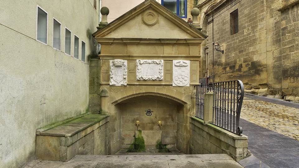 Fuente de los Peregrinos