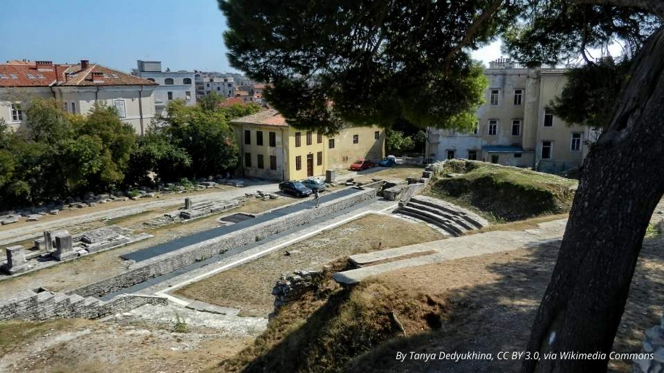 Teatro Romano de Pula