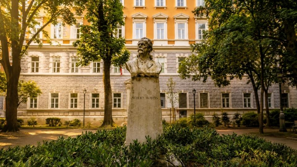 Piazza Attilio Gärten