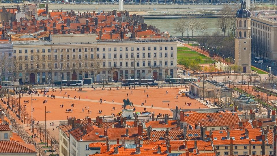 Piazza Bellecour e statua di Luigi XIV