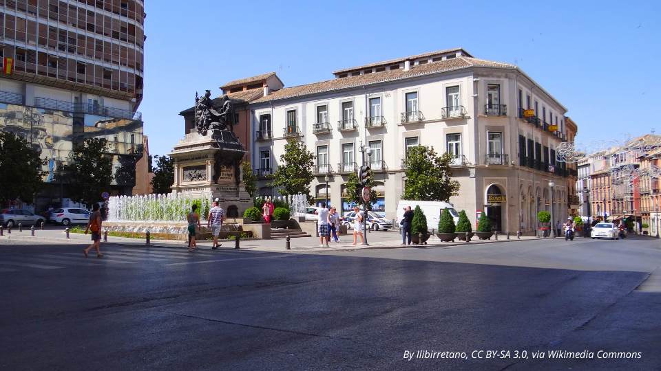 Isabel la Católica Square