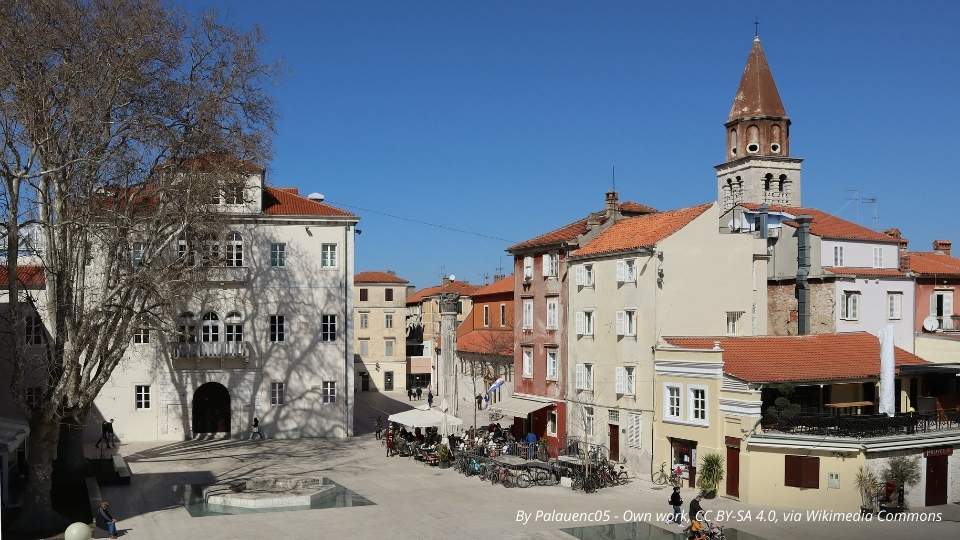 Plaza Petar Zoranić