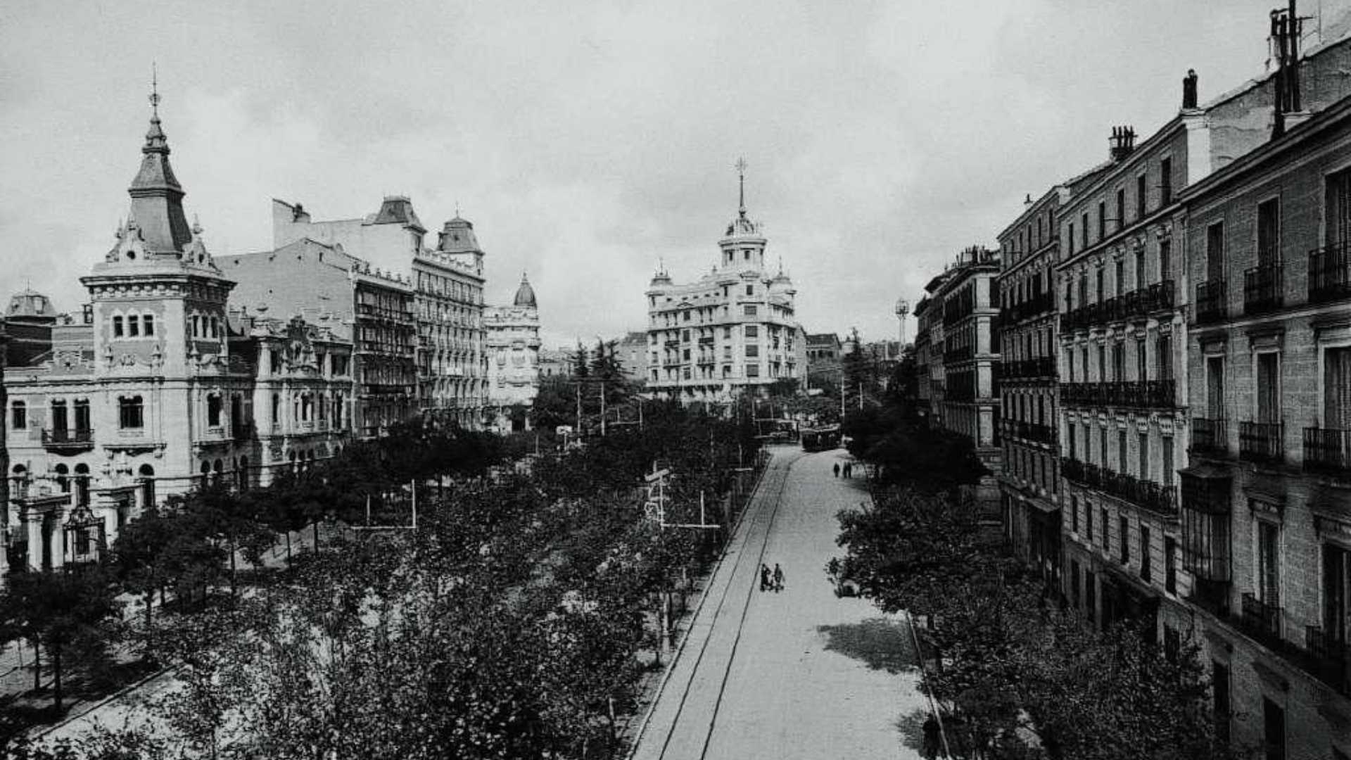 Santa Barbara Square